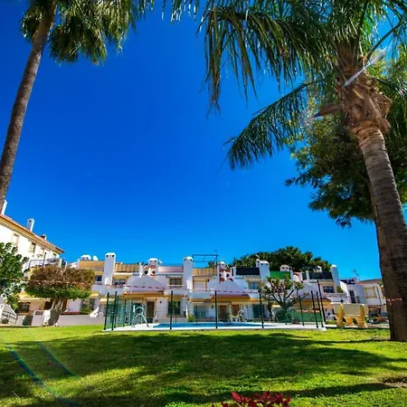 Townhall 2 Bed + Pool - Vakantiehuis