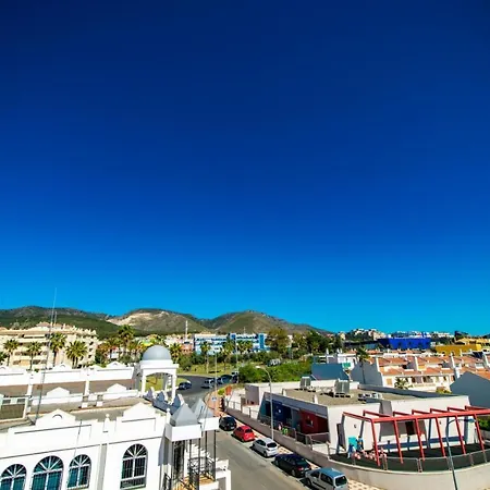 Townhall 2 Bed + Pool - Vakantiehuis *